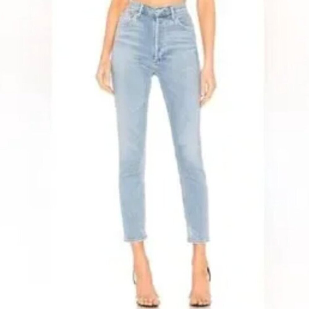 Olivia Crop High Rise Jean 25 waist size 4-6